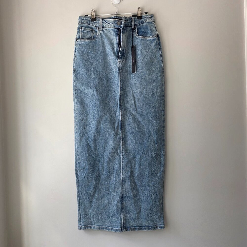 STS BLUE Niki Maxi Denim Skirt | 26 | Light Wash Deep Kick Pleat Stretch NEW